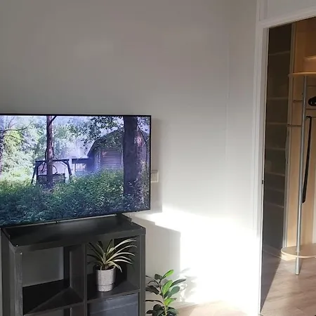 Direct Train To Helsinki And Airport, Near Shopping Center Apartmán *