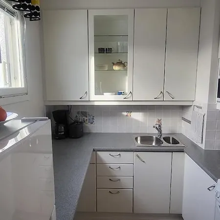 Direct Train To Helsinki And Airport, Near Shopping Center Appartement Vantaa